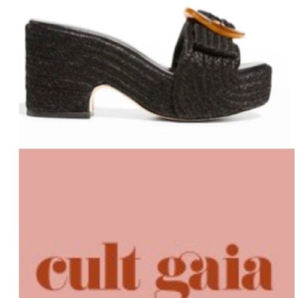 cult gaia Shoes - BNWT Cult Gaia Clelia buckled platform jute sandals